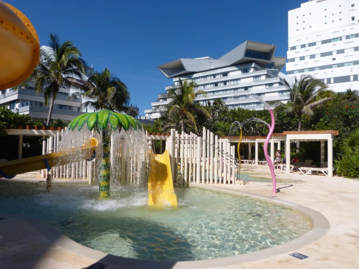 State Of The Art Condos En La Mejor Playa De Cancun Frente A Plaza La Isla Exterior photo