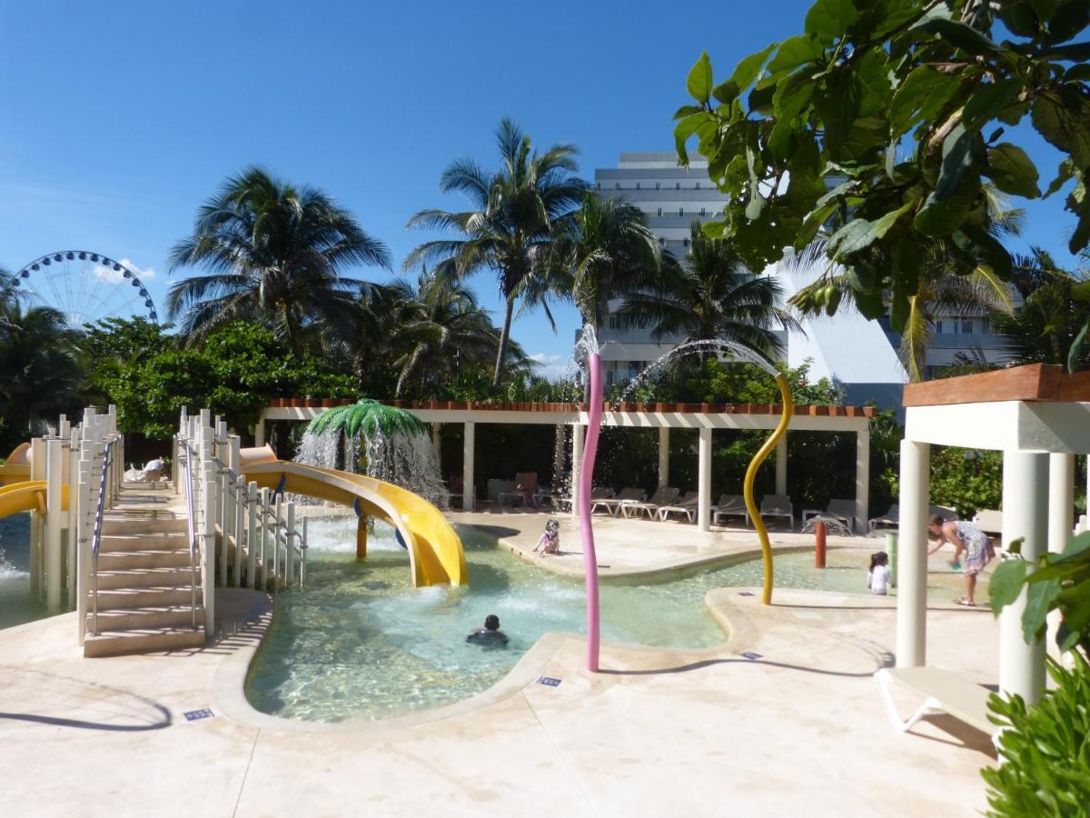 State Of The Art Condos En La Mejor Playa De Cancun Frente A Plaza La Isla Exterior photo