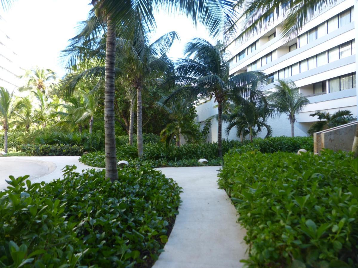 State Of The Art Condos En La Mejor Playa De Cancun Frente A Plaza La Isla Exterior photo