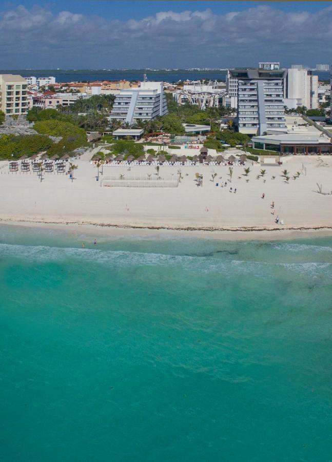 State Of The Art Condos En La Mejor Playa De Cancun Frente A Plaza La Isla Exterior photo